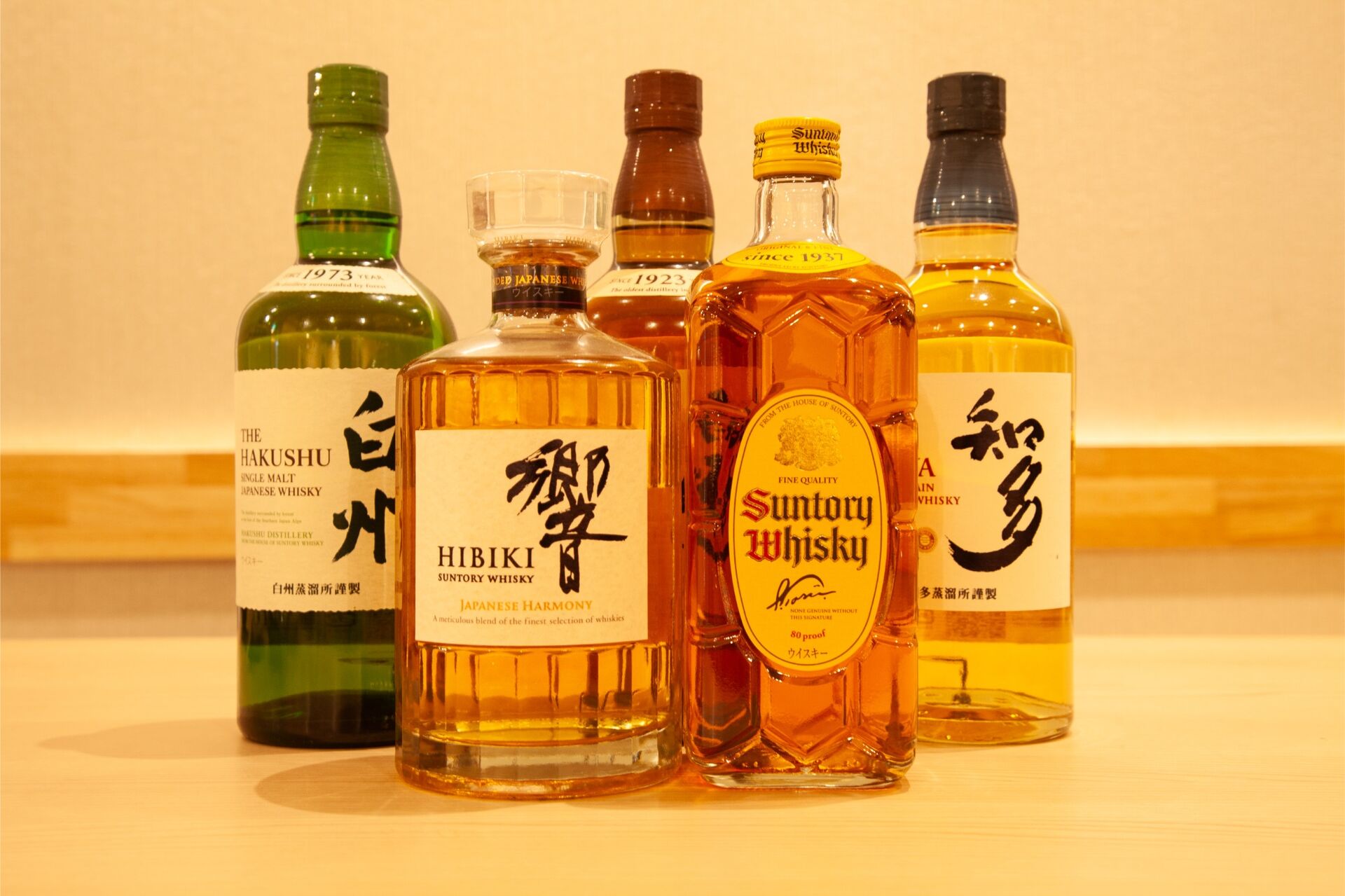 料理と楽しめる多彩なドリンクを提供